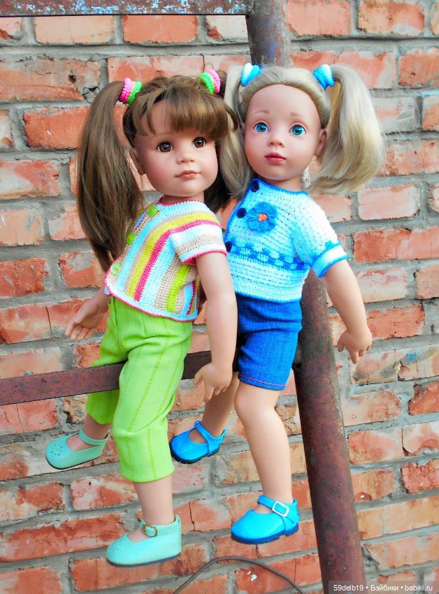 Семейный кукольный альбом: одежда для готц крючком