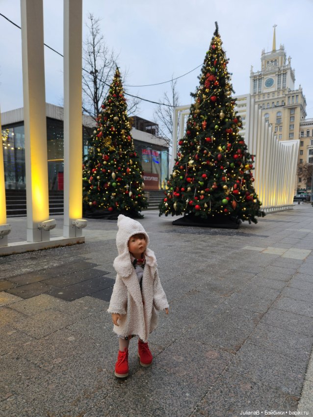 Новогодняя прогулка — Игровые куклы Zwergnase (Цвергназе) Junior: Джуниор (фото 8)