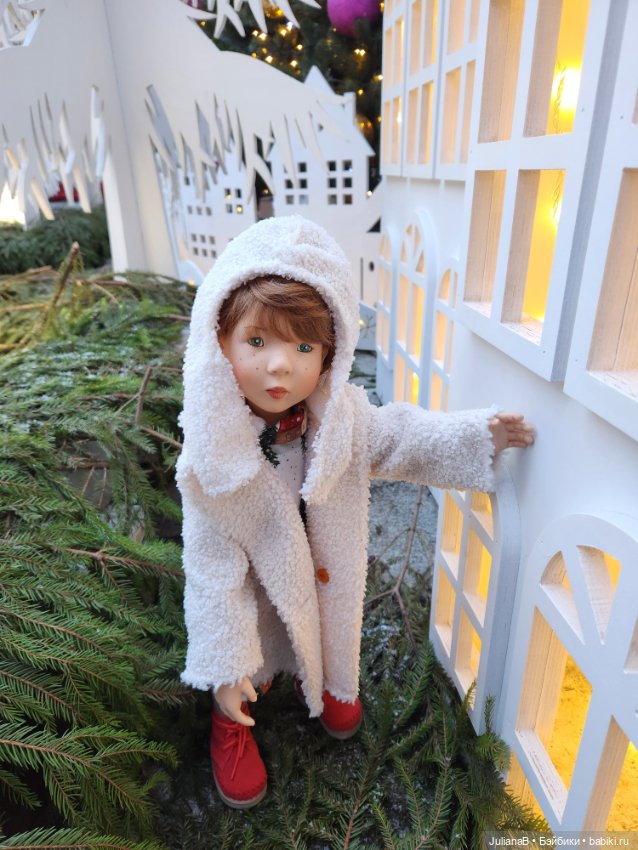 Новогодняя прогулка — Игровые куклы Zwergnase (Цвергназе) Junior: Джуниор (фото 7)