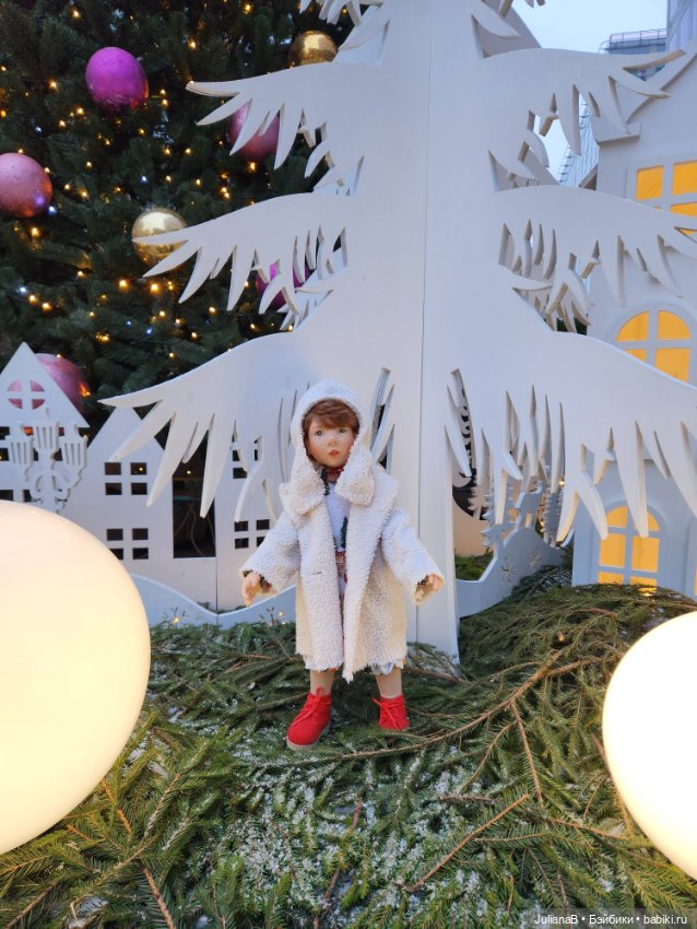Новогодняя прогулка — Игровые куклы Zwergnase (Цвергназе) Junior: Джуниор (фото 5)