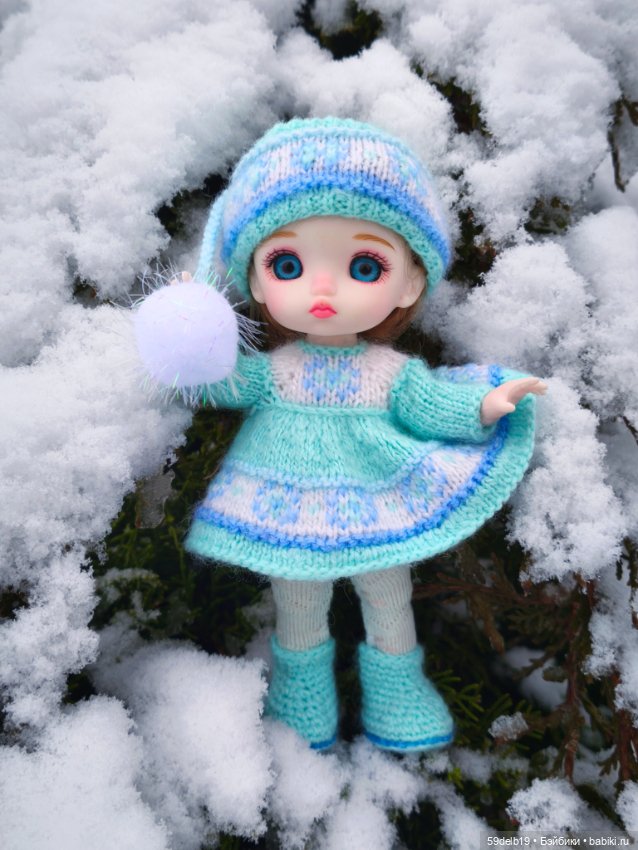 Снег выпал только в январе