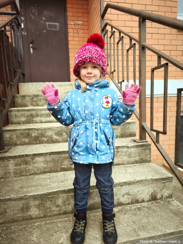 Яркие перчатки для внучки 4-х лет (фото 3)
