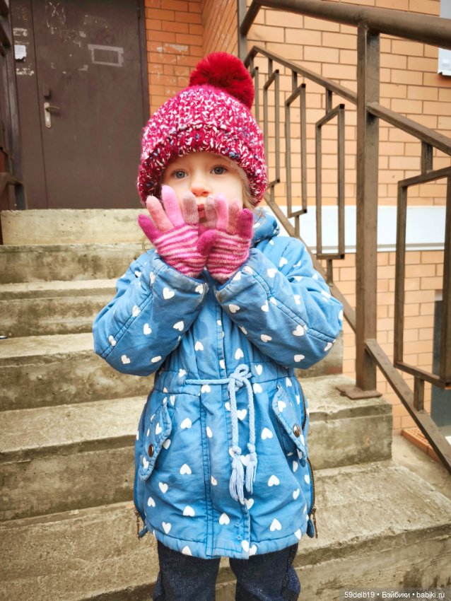 Яркие перчатки для внучки 4-х лет (фото 2)