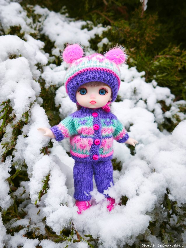 Снег выпал только в январе