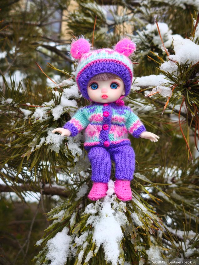 Снег выпал только в январе