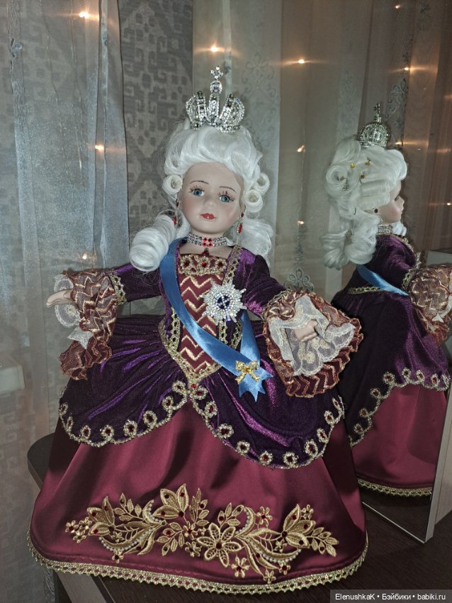 ВЕЛИКАЯ — Одежда и обувь для кукол своими руками: фото