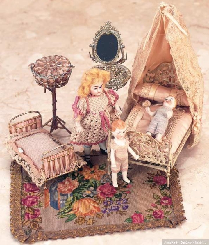 Мебель из металла для миньонет