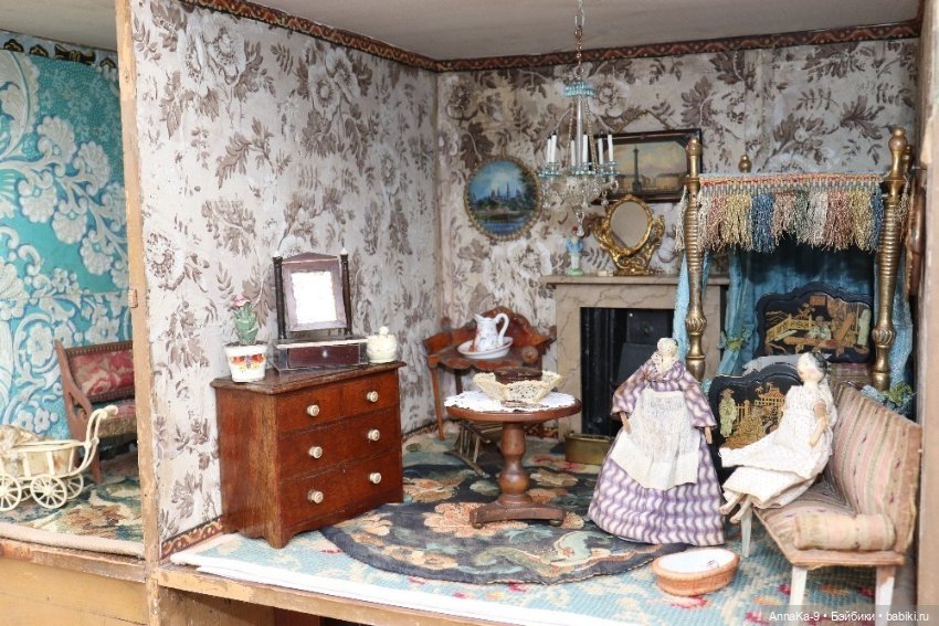 Антикварные домики — Антикварные куклы Mignonette (Миньонетта): карманные (фото 3)