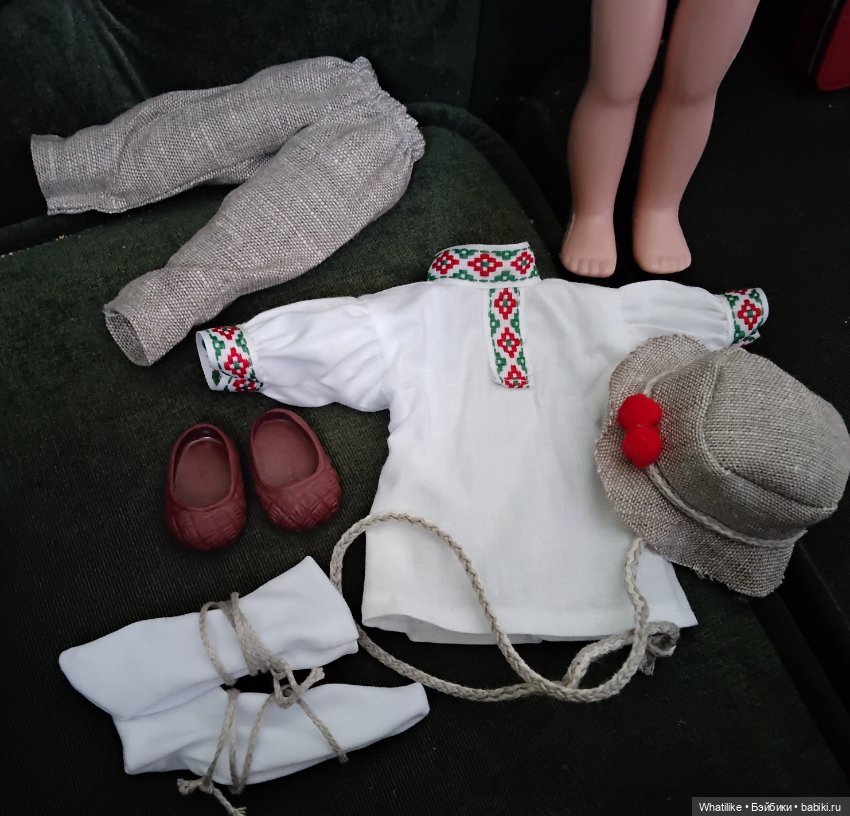 Что нашли под ёлкой ( часть 1)