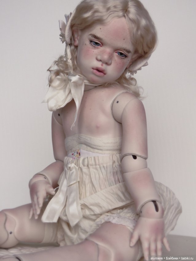 Фарфоровая кукла Ивон/Yvonne 60см