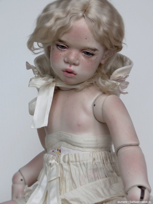 Фарфоровая кукла Ивон/Yvonne 60см