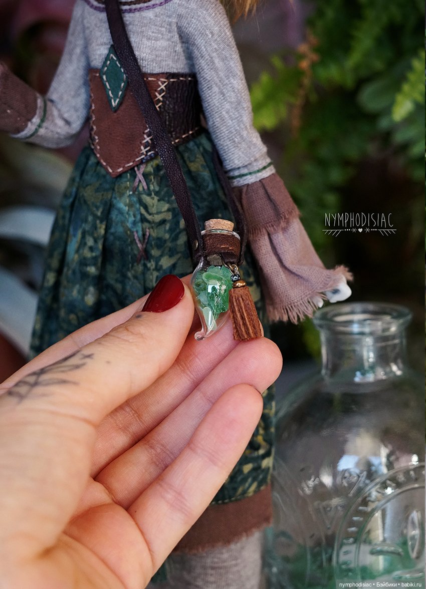 Собирательница морских стеклышек - авторский наряд для куклы 1/6 (фото 4)