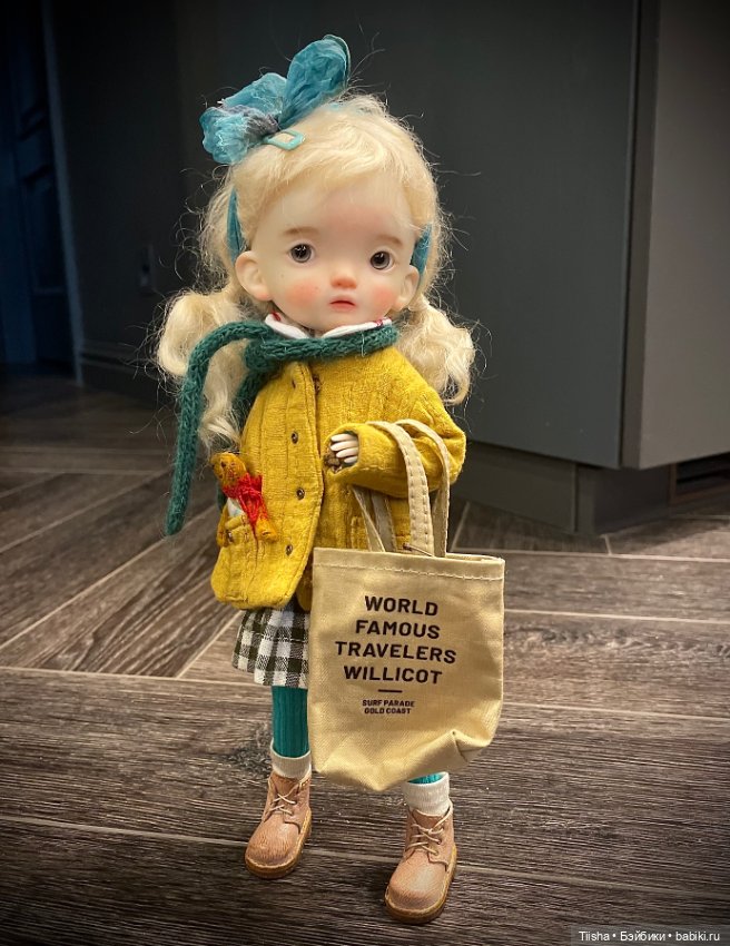 Фрося собирается на прогулку (eggy doll Fanfan)