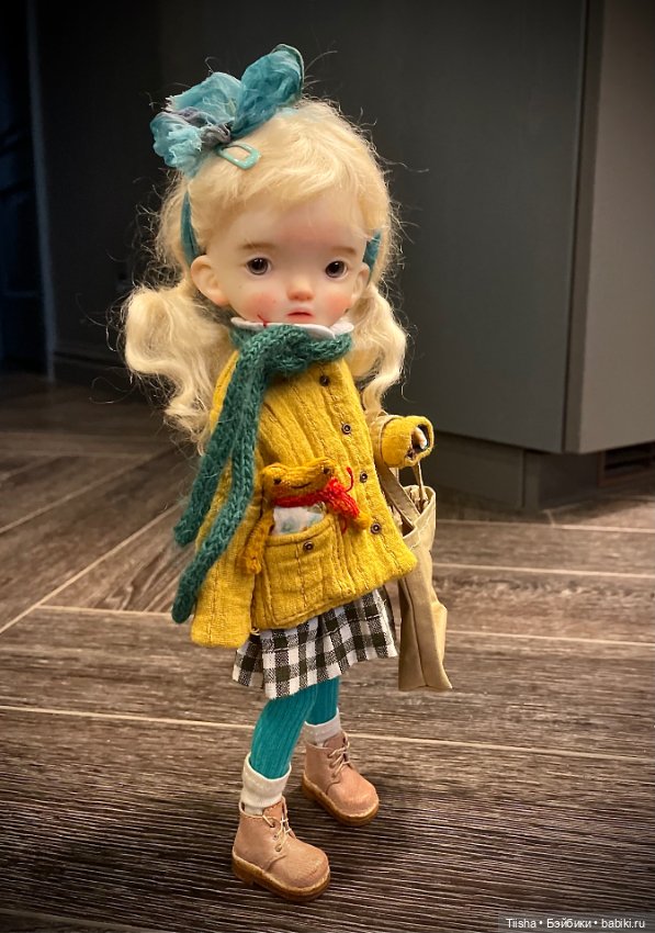 Фрося собирается на прогулку (eggy doll Fanfan)