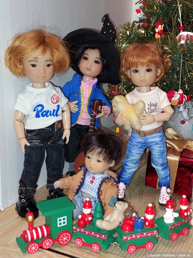 Новенькие девочки Руби Ред