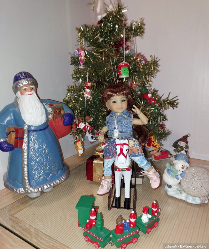 Новенькие девочки Руби Ред (фото 4)