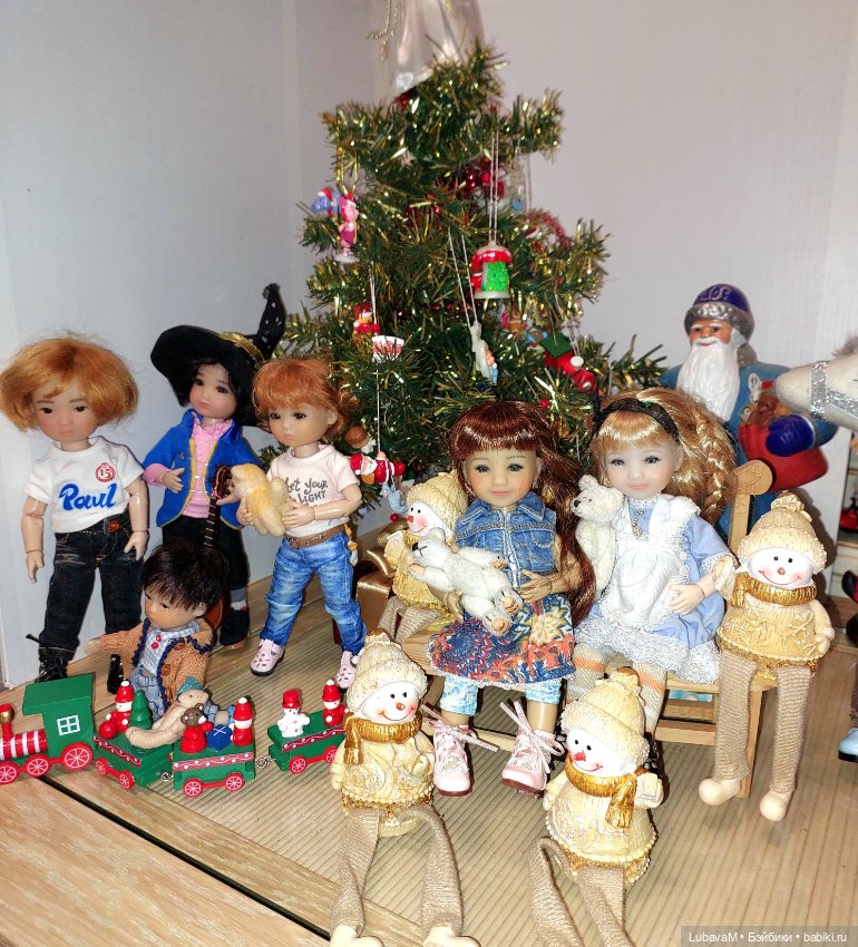 Новенькие девочки Руби Ред