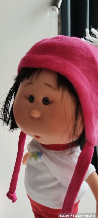 Девочка, которой очень идут шапочки 🧶 (фото 9)