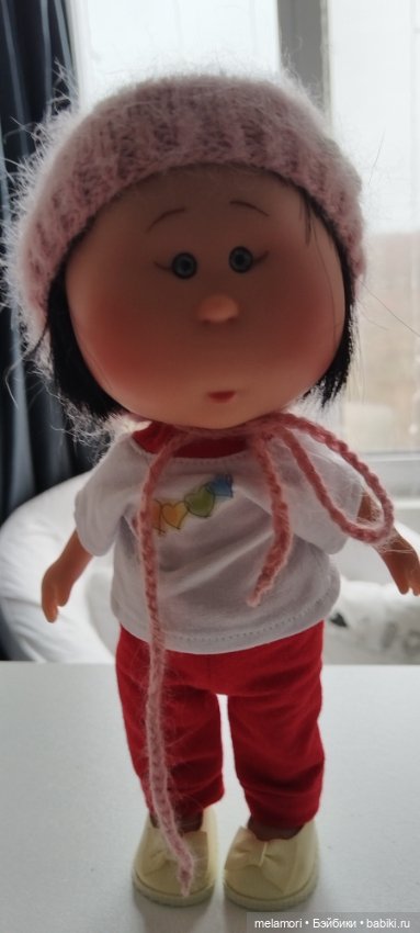 Девочка, которой очень идут шапочки 🧶 (фото 8)