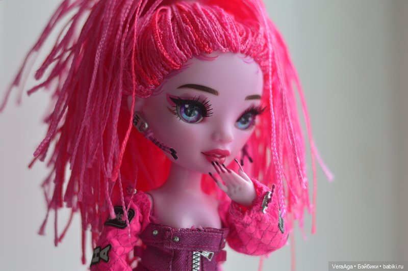 Пинки Rainbow High — Куклы Rainbow High (Рейнбоу Хай