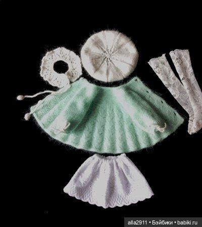 Платьице нежно мятного цвета