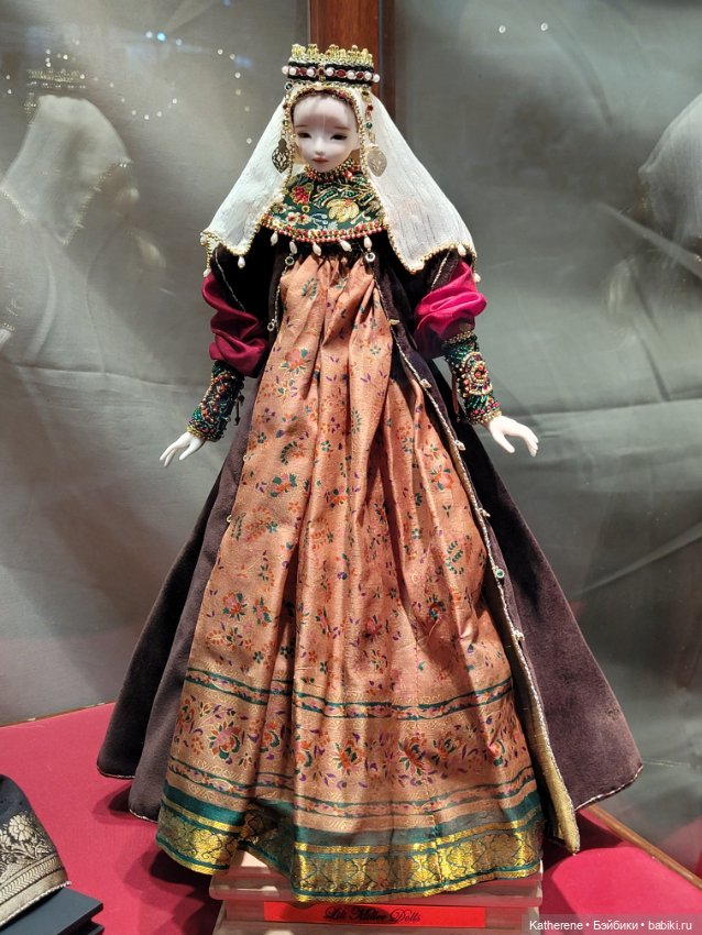 Новогодний бал кукол на Тишинке. Посмотрите и мои фото