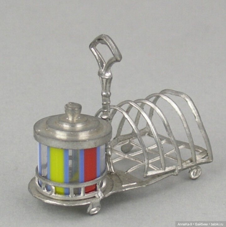 Вещи в реальной жизни и в миниатюре