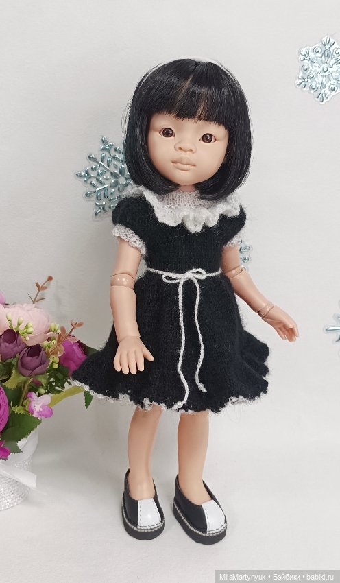 Лиуша примеряет новое платье (фото 2)