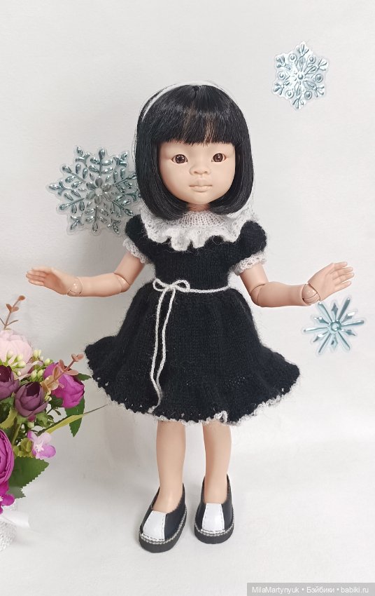 Лиуша примеряет новое платье (фото 5)