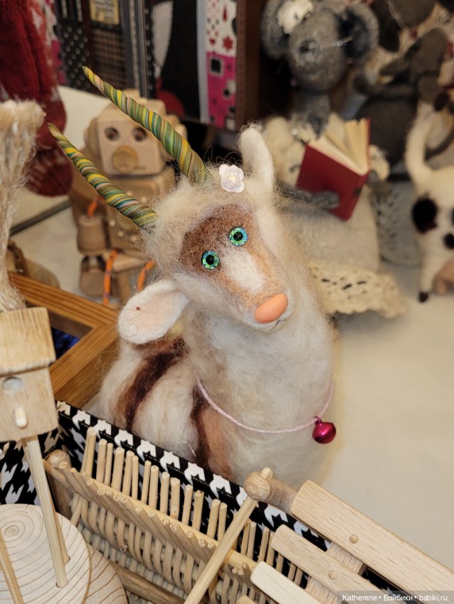 Новогодний бал кукол на Тишинке. Зверушки, птички, звероподобные персонажи (фото 5)