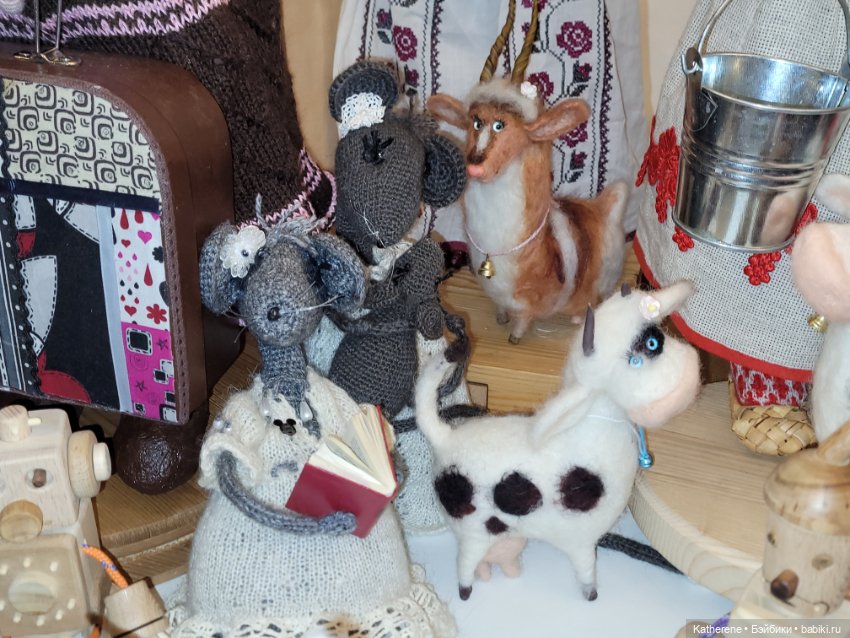 Новогодний бал кукол на Тишинке. Зверушки, птички, звероподобные персонажи (фото 7)