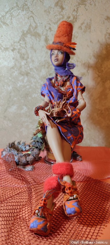 "Провожаем Дракона,встречаем Змею!" (в провокационно-ярком версачевском) (фото 2)