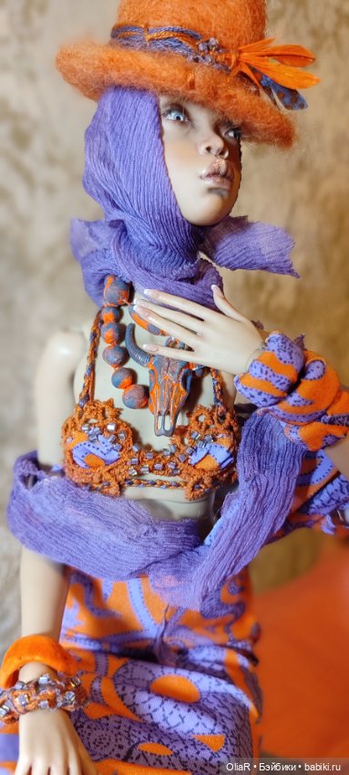 "Провожаем Дракона,встречаем Змею!" (в провокационно-ярком версачевском) (фото 10)