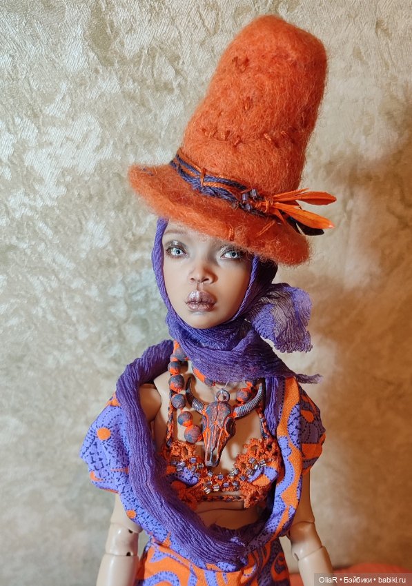 "Провожаем Дракона,встречаем Змею!" (в провокационно-ярком версачевском)