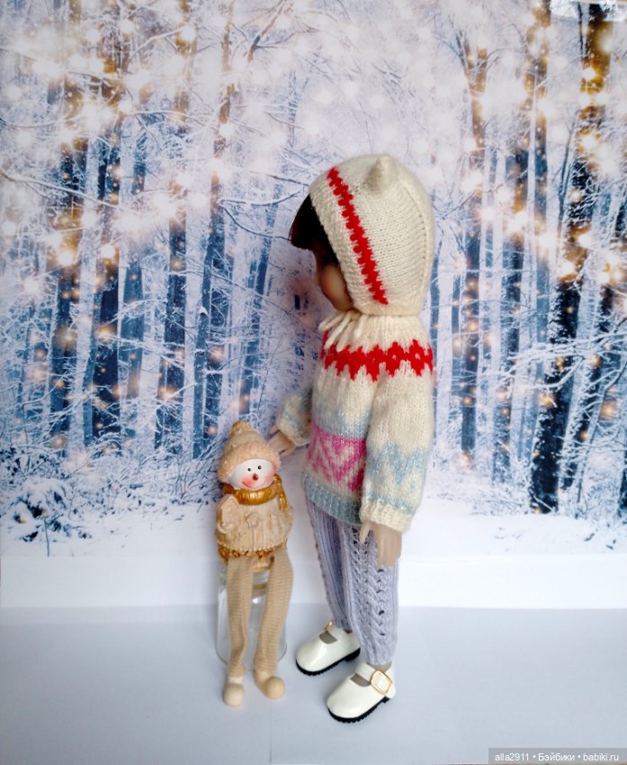 Новая куколка и наряды для неё