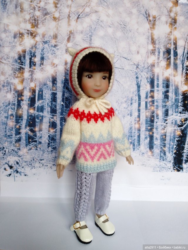 Новая куколка и наряды для неё (фото 9)