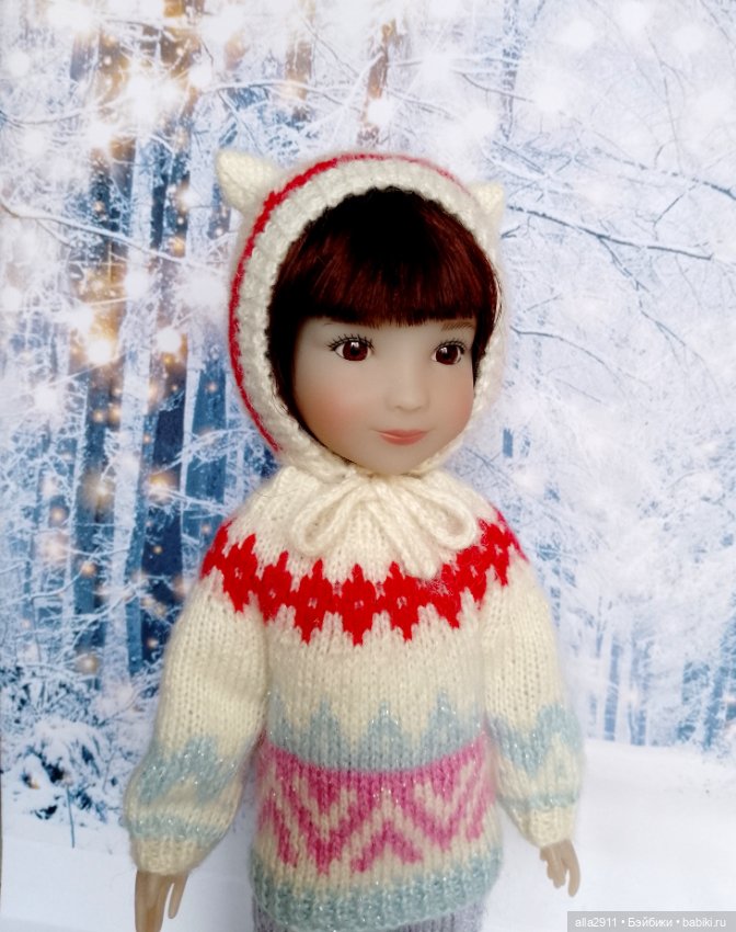 Новая куколка и наряды для неё