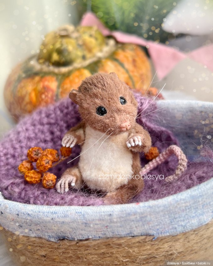 Полевой мышонок Пиф 🐭✨ — Авторские игрушки из разных материалов: синельная проволока (фото 8)