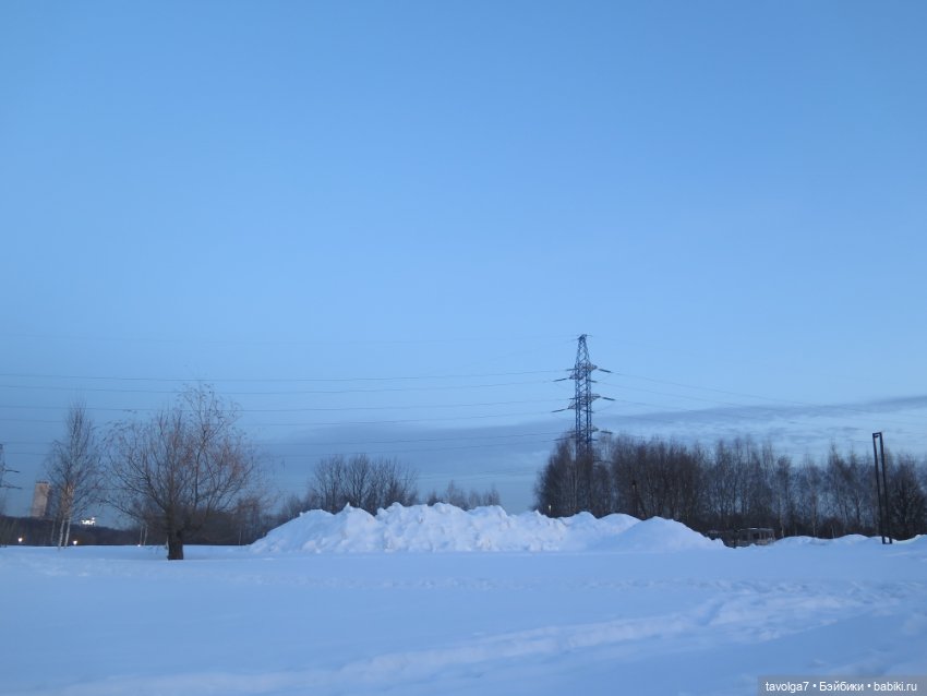 "Поворот на весну в городе без птиц..."