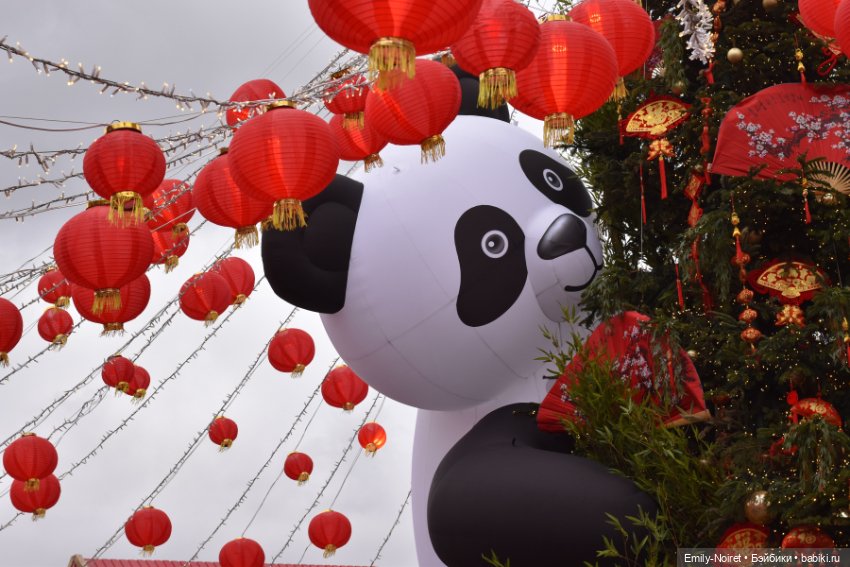 Бонни, Оливия, драконы, панды и Китай в Москве))