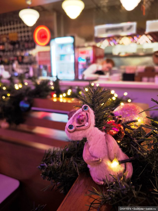 Прогулка Сида по Арбату — Домашние фото авторских игрушек: Тедди (фото 7)