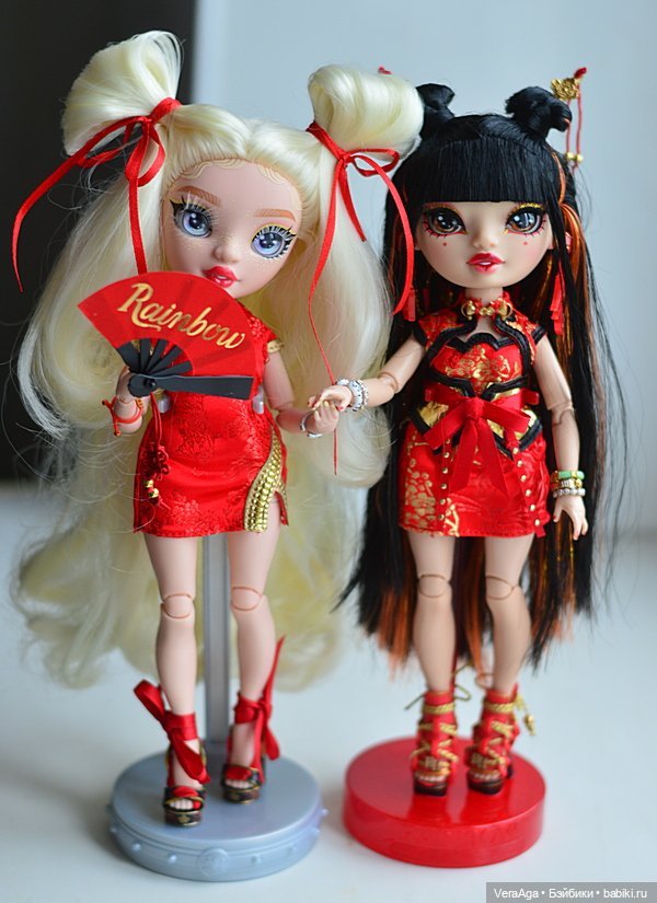 Ретроспективные фото моих Радужек: 2023 год