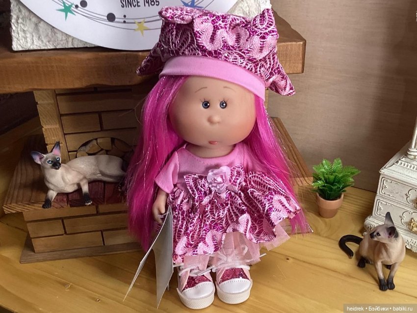 Фото обзор: кукла 23 см Мия Little Mia 2025 - Маскарад FANCY (фото 3)