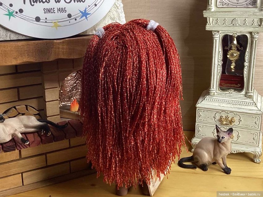 Кукла Little Mia из коллекции 2025 с трессами (афрокосичками) (фото 8)