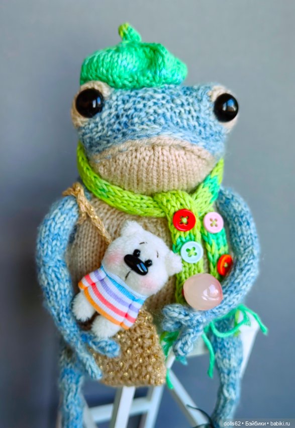 Жабка Клёпа — Вязаные игрушки и амигуруми: крючком