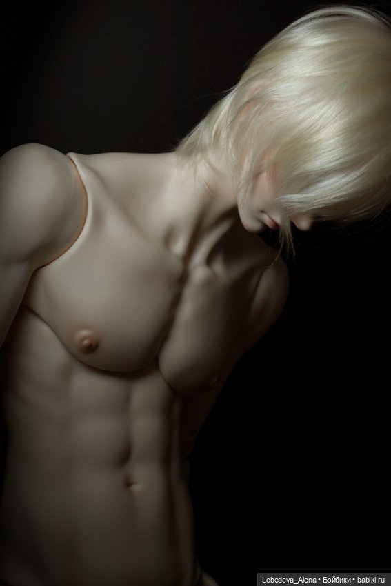 Немного мужской обнаженки в рамках приличного (фото 4)