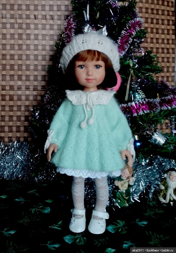 Платьице нежно сиреневого цвета