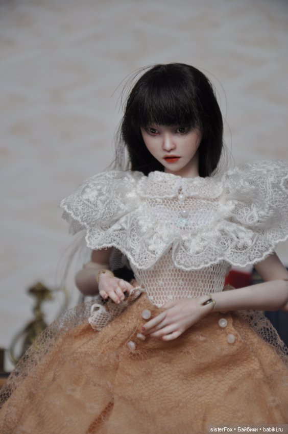 Одевание наряда — Авторские шарнирные куклы своими руками: лепка