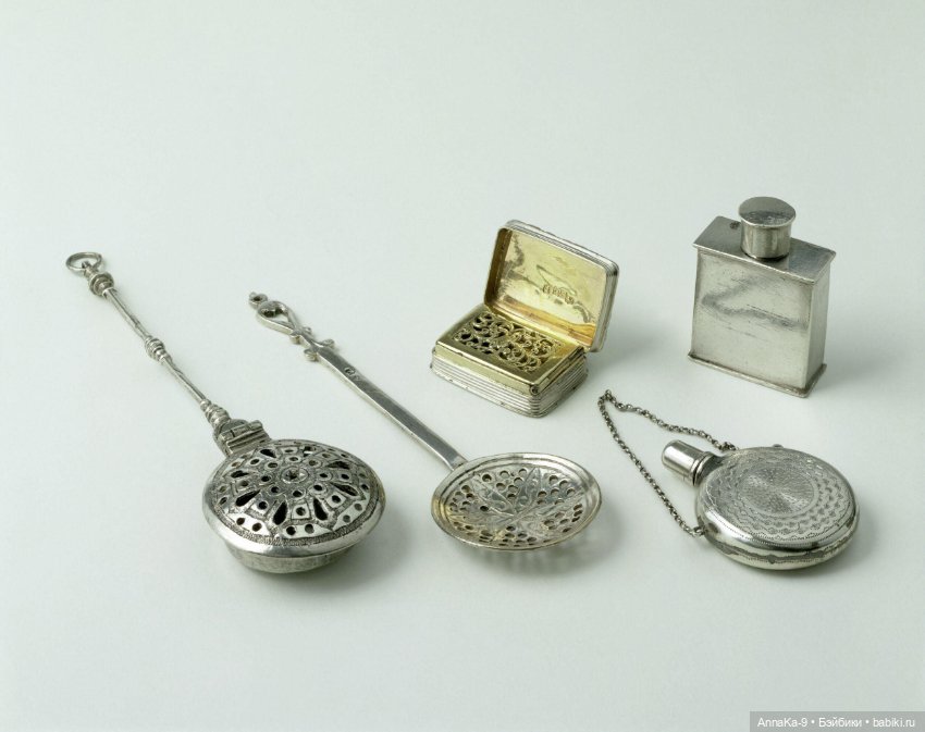 Антикварные домики — Антикварные куклы Mignonette (Миньонетта): карманные