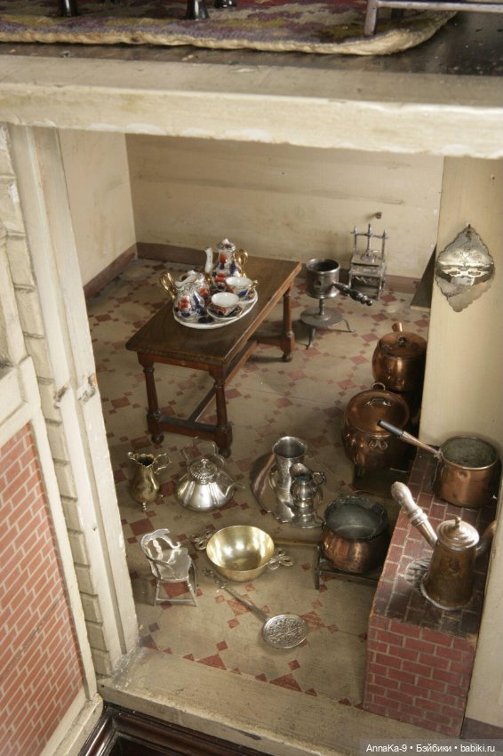 Антикварные домики — Антикварные куклы Mignonette (Миньонетта): карманные